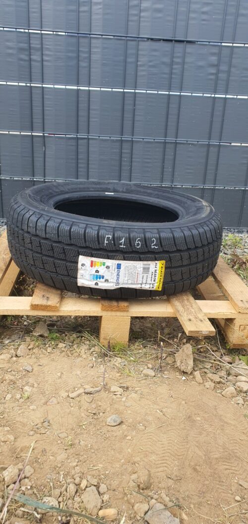 1x Allwetterreifen Blackarrow AllSeason 215/65 R16C 109/107 (MIL) DOT22 F162 - Image 1