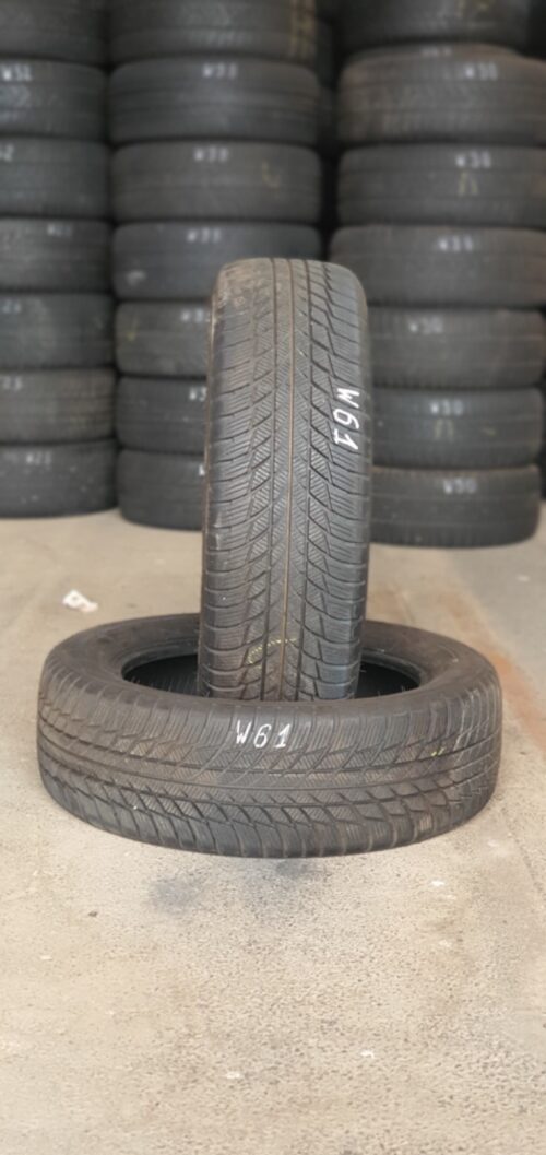 2x Winterreifen Bridgestone Blizzak LM001 205/60 R17 93H Dot0119 7mm W61 - Image 1