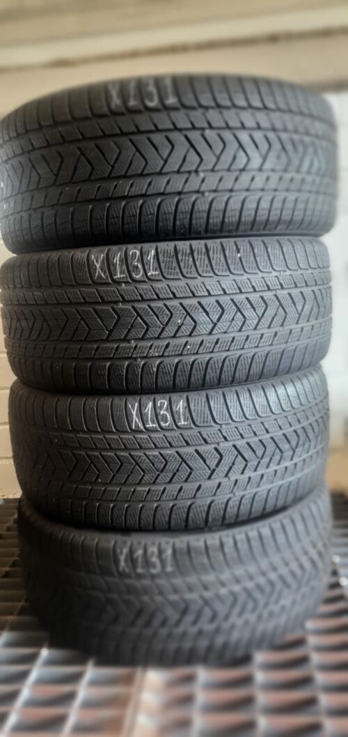 2x Winterreifen Pirelli Scorpion Winter (RSC) 285/45 R21 113V Dot4022 X131 - Image 1