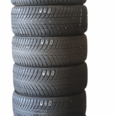 4x Winterreifen BRIDGESTONE BLIZZAK LMOO1 (RSC) 225/40R18 92V (MIL) W40 DOT 3919
