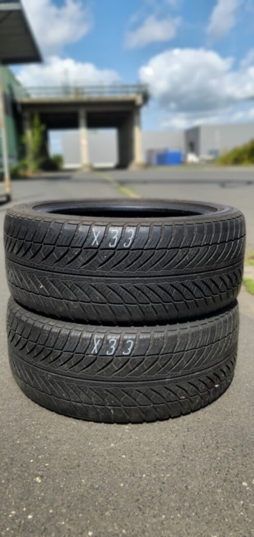 2x Winterreifen Goodyear UltraGrip 8 MO 245/45 R18 100V Dot0218 5,5mm X33 - Image 1