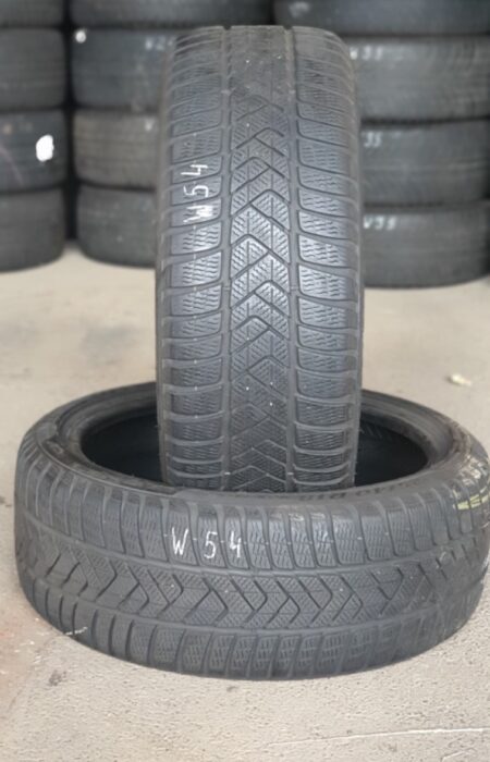 2x-Winterreifen-Pirelli-Sottozero-3-RSC-22540-R18-92V-Dot4316-6mm-W54-357403245052