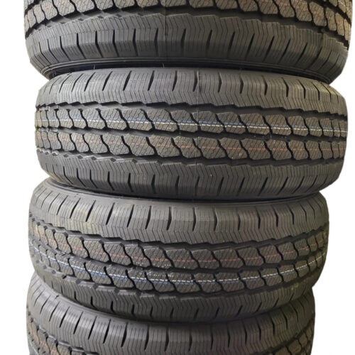 4x Winterreifen SONIX SNOWROVER 868 215/60 R17 96H (MIL) NEU - Image 1
