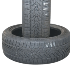 2x Winterreifen DUNLOP SP SPORT 4D DSST (RSC) 205/45R17 88V(MIL)W44 DOT 2420