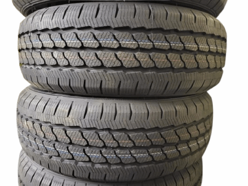 2x Winterreifen SONIX SNOWROVER 868 215/60 R17 96H NEU - Image 1