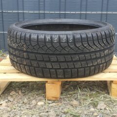 1x Winterreifen  PIRELLI P Zero Winter 245/35 R20 91V (MIL) DOT22  7,9mm F155