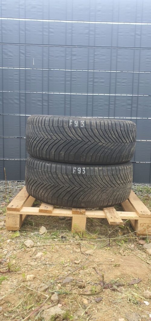 2x Michelin Cross Climate SUV All Season 245/45 R20 103 V (MIL) DOT 19 5mm F93 - Image 1